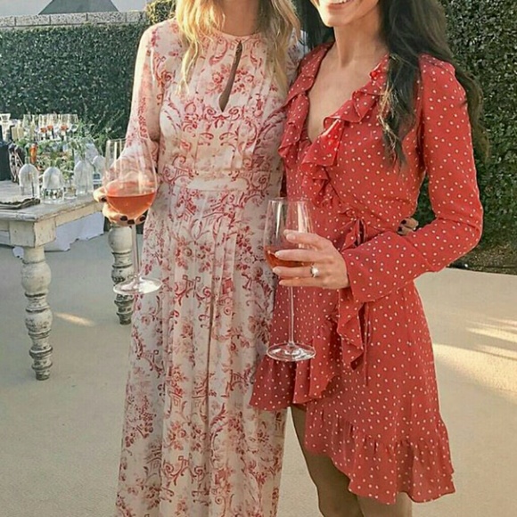 Red star print wrap dress - Picture 4 of 7